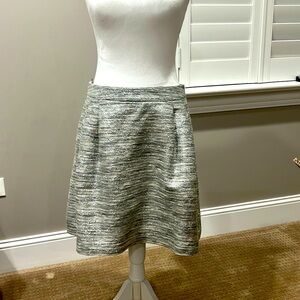 Kate spade New York silver metallic threaded pleated skirt with pockets.